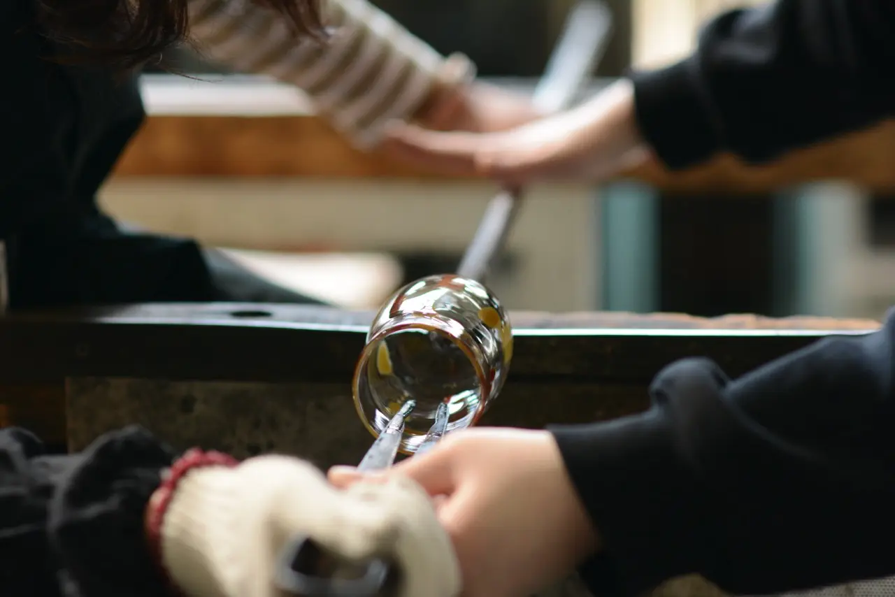 Hana Miura — Glass